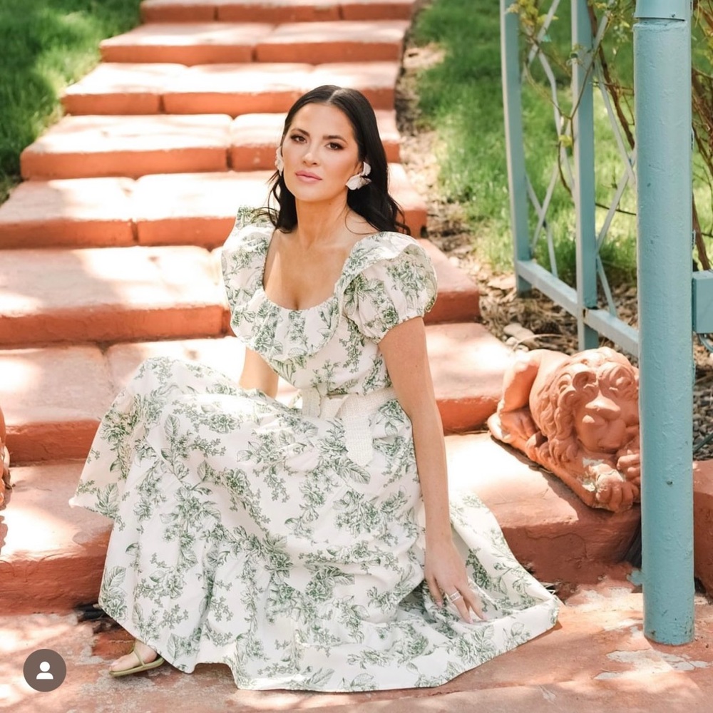 New Rachel Parcell dress